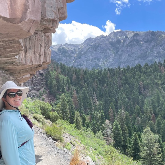 Meet your Posher, Val - Picture 3 of 3